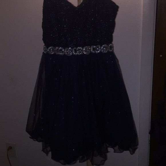 Homecoming dress - Picture 1 of 5